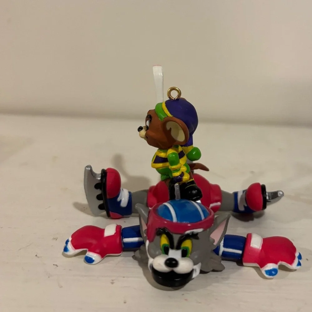 Carlton‎ Cards Tom Jerry Hockey Hijinks Ornament 1998 Heirloom 114 CXOR-117Y NEW